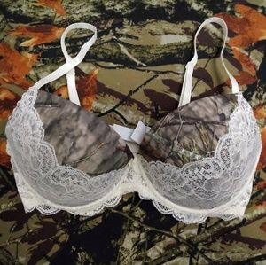 Camo bra. Never worn!